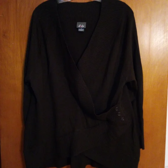 Chocolate Brown Sweater - Picture 1 of 4